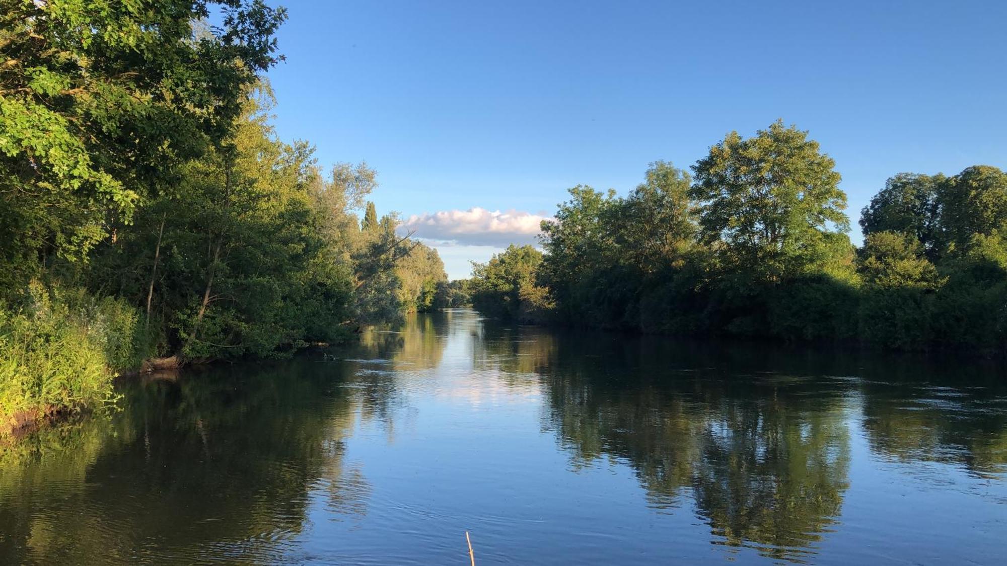 Gite La Cle Des Champs Villa Bueil  Kültér fotó